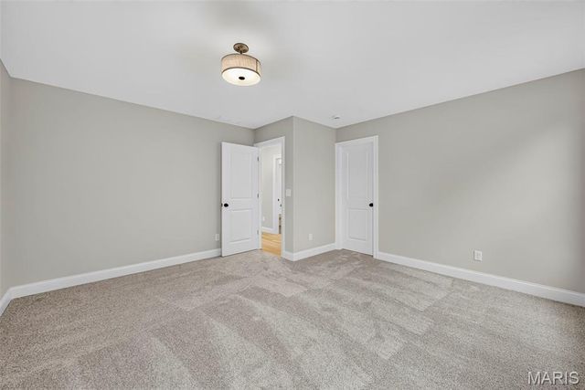 8741 Magdalen Avenue, St Louis, MO 63144