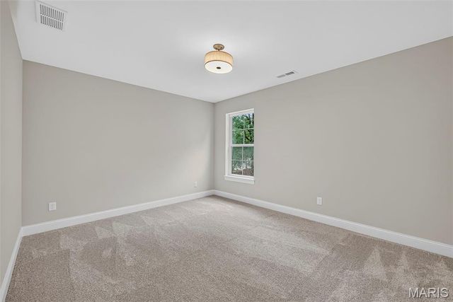 8741 Magdalen Avenue, St Louis, MO 63144