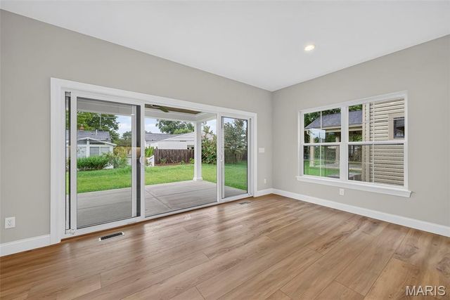 8741 Magdalen Avenue, St Louis, MO 63144