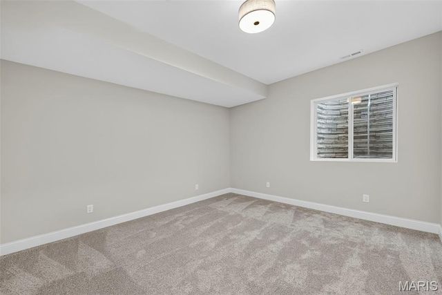 8741 Magdalen Avenue, St Louis, MO 63144