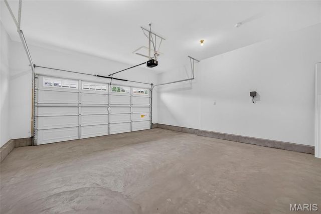 8741 Magdalen Avenue, St Louis, MO 63144