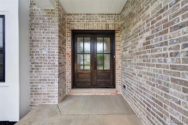 8741 Magdalen Avenue, St Louis, MO 63144