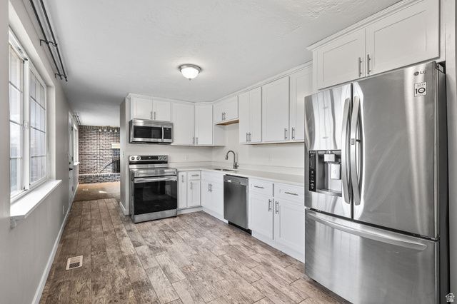2378 W 5900 S, Roy, UT 84067
