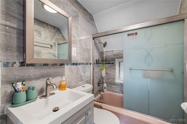 25 Parkridge Avenue, Buffalo, NY 14215