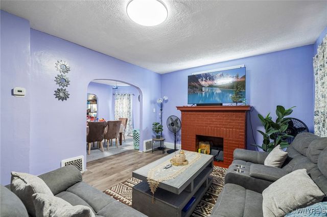 25 Parkridge Avenue, Buffalo, NY 14215