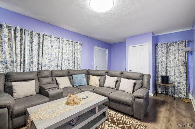 25 Parkridge Avenue, Buffalo, NY 14215