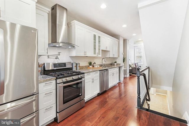 816 S POTOMAC ST, Baltimore, MD 21224
