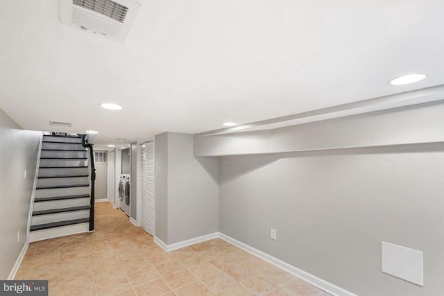 816 S POTOMAC ST, Baltimore, MD 21224