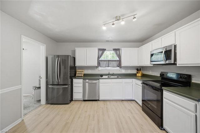 506 Shingle Creek Road, Suffolk, VA 23434