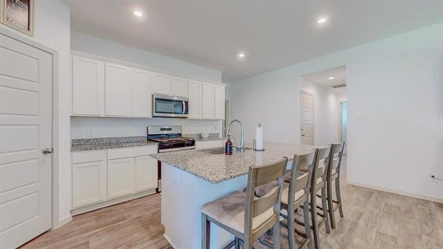 6710 Riplee Street, Beaumont, TX 77708
