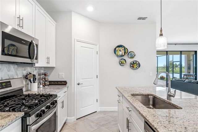 5105 MARINA BASIN COURT, Bradenton, FL 34211