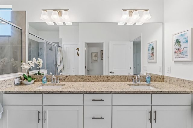 5105 MARINA BASIN COURT, Bradenton, FL 34211