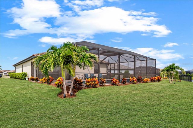 5105 MARINA BASIN COURT, Bradenton, FL 34211