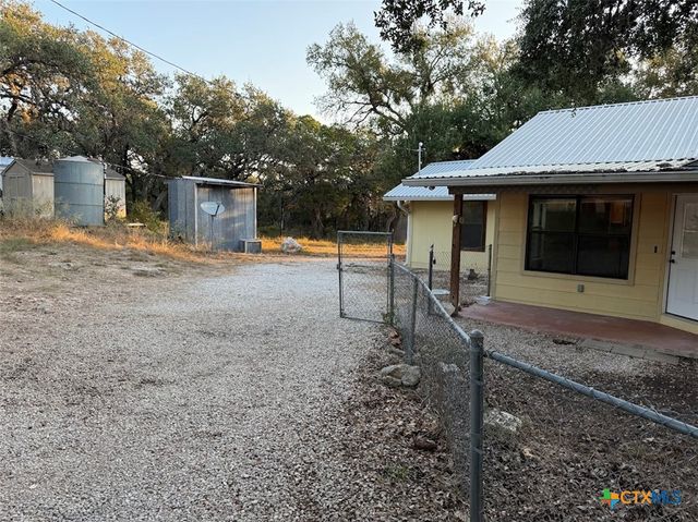 2100 Fm 2722, New Braunfels, TX 78132