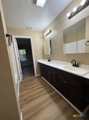 2100 Fm 2722, New Braunfels, TX 78132