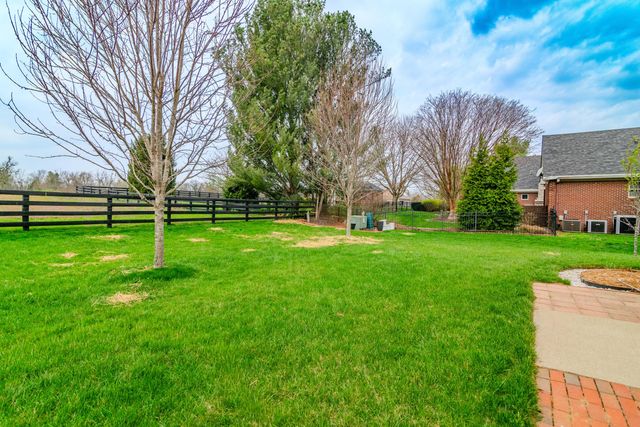 110 Saratoga Drive, Frankfort, KY 40601