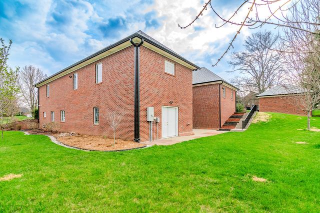 110 Saratoga Drive, Frankfort, KY 40601