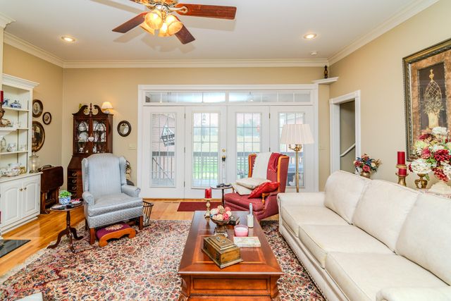 110 Saratoga Drive, Frankfort, KY 40601