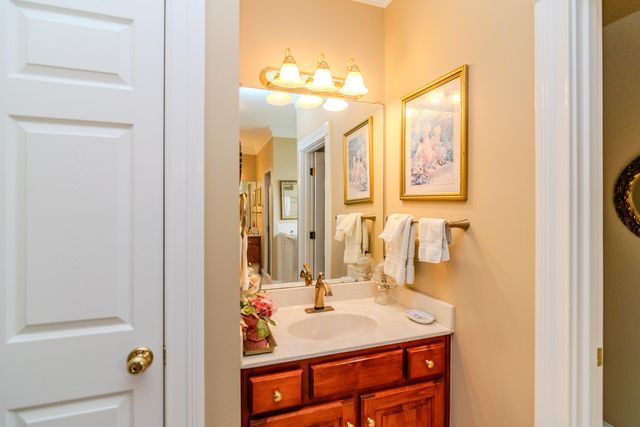 110 Saratoga Drive, Frankfort, KY 40601