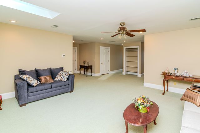 110 Saratoga Drive, Frankfort, KY 40601