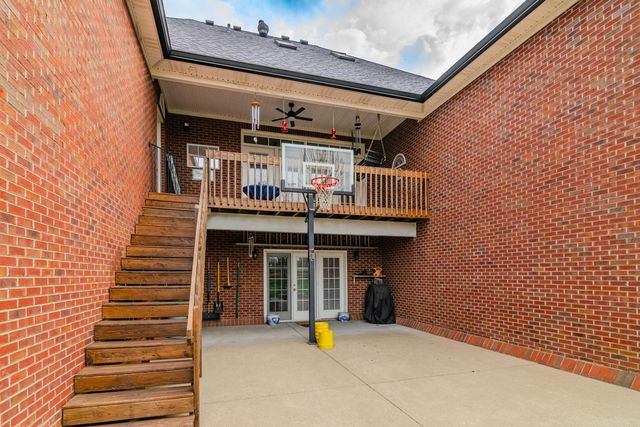 110 Saratoga Drive, Frankfort, KY 40601