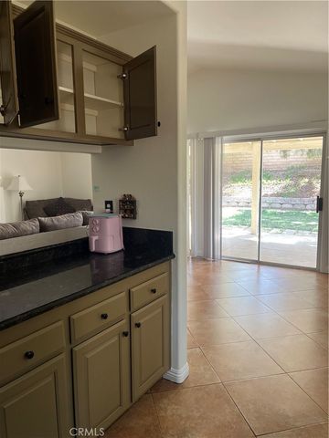 32730 Royal Oak Lane, Lake Elsinore, CA 92530