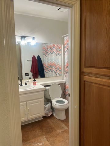 32730 Royal Oak Lane, Lake Elsinore, CA 92530