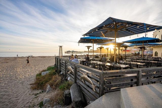 345 15th Avenue, Santa Cruz, CA 95062