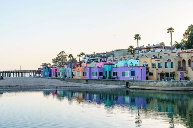 345 15th Avenue, Santa Cruz, CA 95062