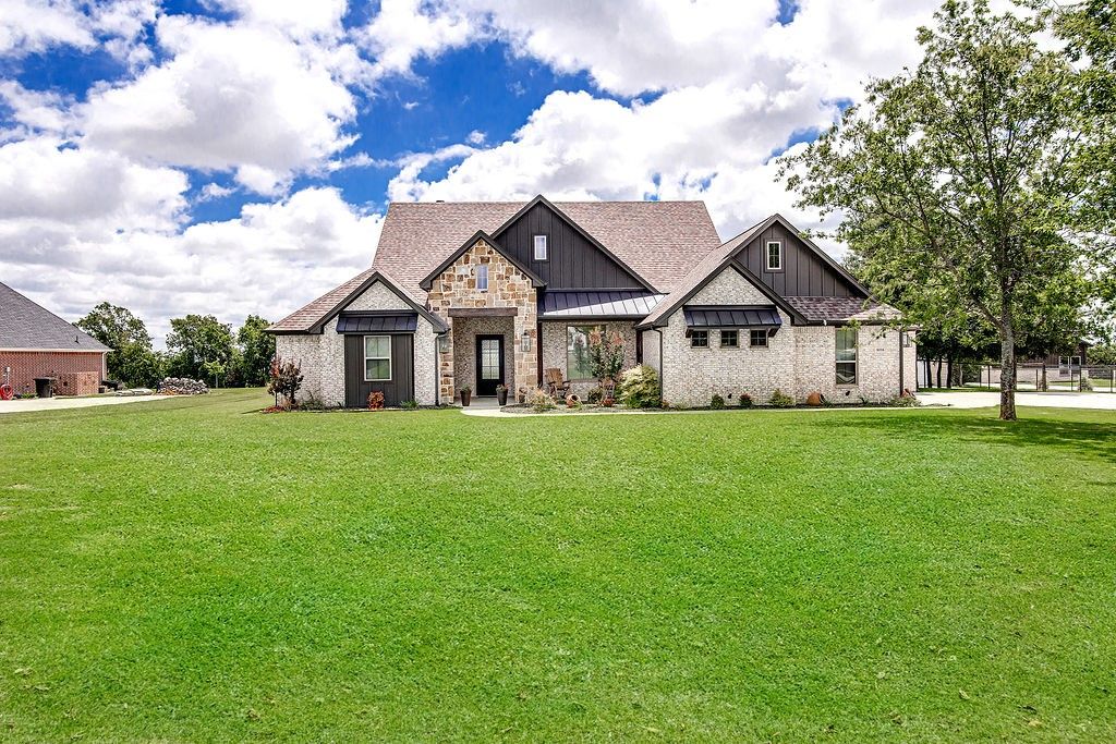 6016 Bella Terra Lane, Godley, TX 76044