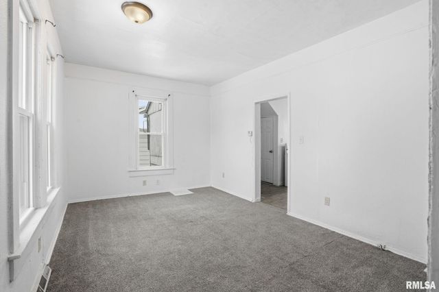 1306 17TH Street, Moline, IL 61265