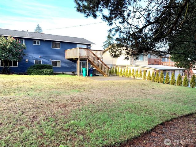 29818 4th Avenue SW, Federal Way, WA 98023