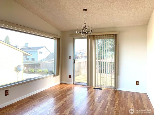 29818 4th Avenue SW, Federal Way, WA 98023