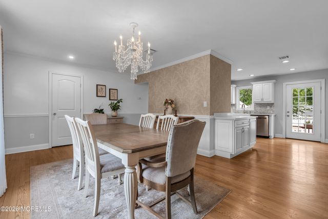 55 Drift Road, Belford, NJ 07718