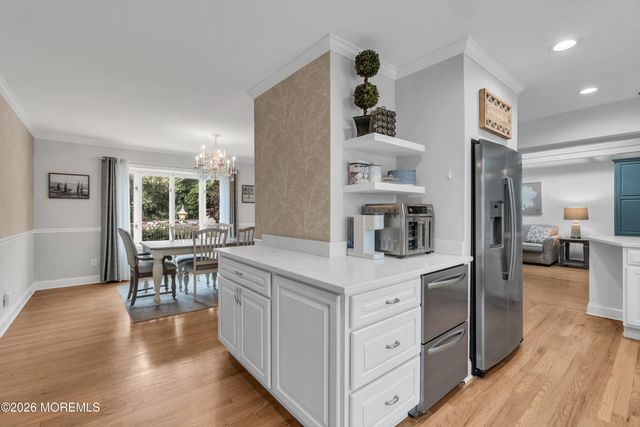 55 Drift Road, Belford, NJ 07718