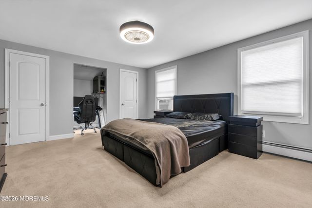 55 Drift Road, Belford, NJ 07718