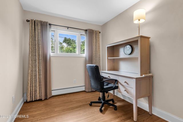 55 Drift Road, Belford, NJ 07718