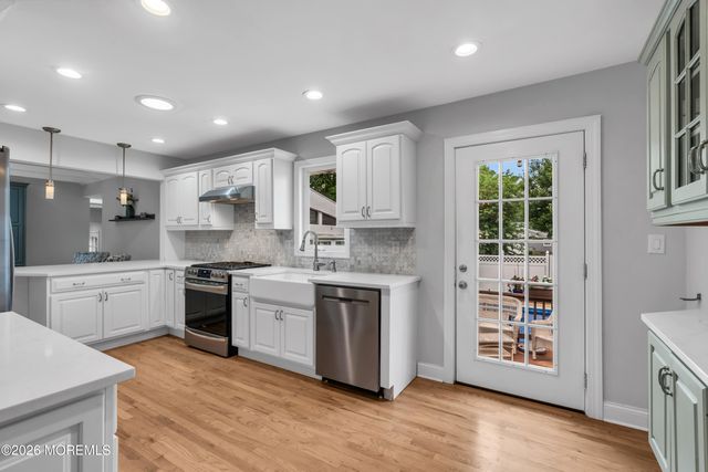 55 Drift Road, Belford, NJ 07718