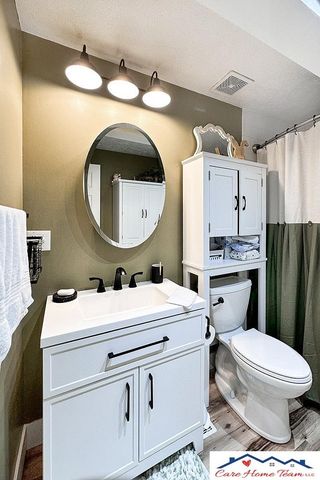 2705 Emiline Street, Bellevue, NE 68147