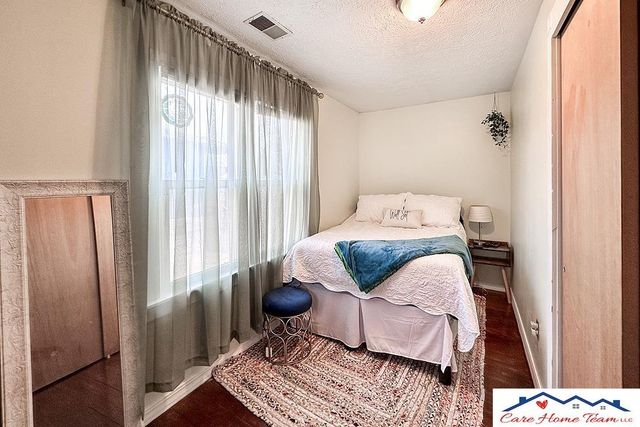 2705 Emiline Street, Bellevue, NE 68147