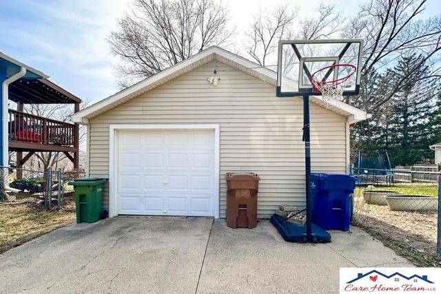 2705 Emiline Street, Bellevue, NE 68147