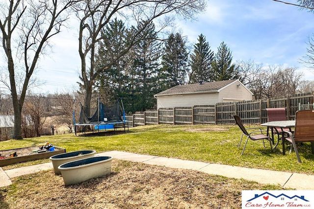 2705 Emiline Street, Bellevue, NE 68147