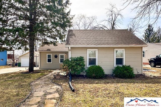 2705 Emiline Street, Bellevue, NE 68147