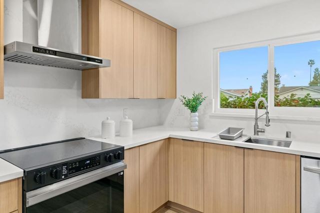 3282 Loma Alta Drive, Santa Clara, CA 95051