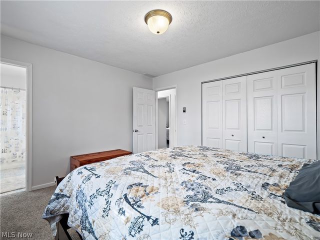 4710 Jaycox Road, Avon, OH 44011