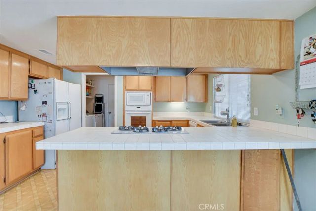 6074 Malachite Avenue, Alta Loma, CA 91737