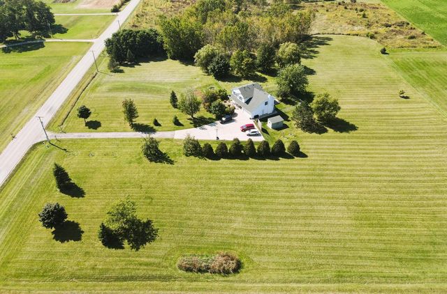 10880 W 7 Mile ROAD, Franksville, WI 53126