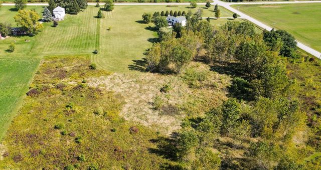 10880 W 7 Mile ROAD, Franksville, WI 53126