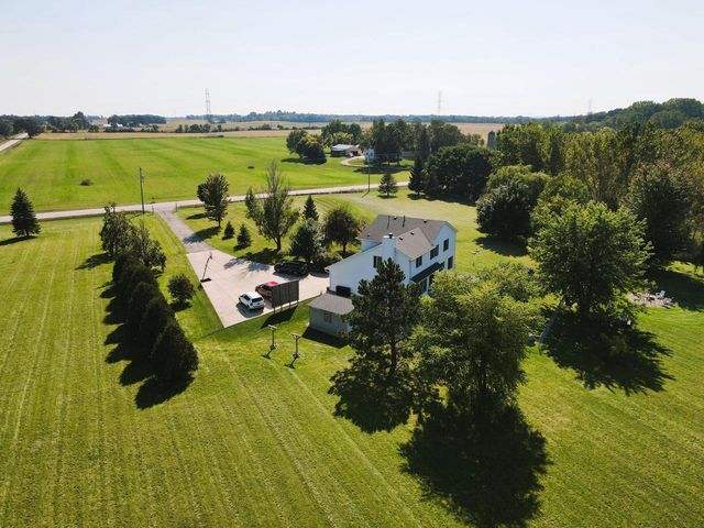 10880 W 7 Mile ROAD, Franksville, WI 53126