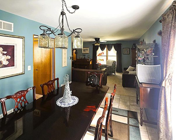 10880 W 7 Mile ROAD, Franksville, WI 53126